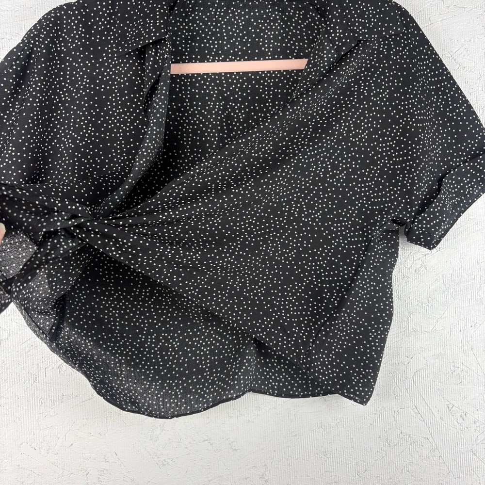 Urban Outfitters Sheer Black Polka Dot Tie-Front Top Rolled Sleeves Crop Top S - Picture 8 of 12